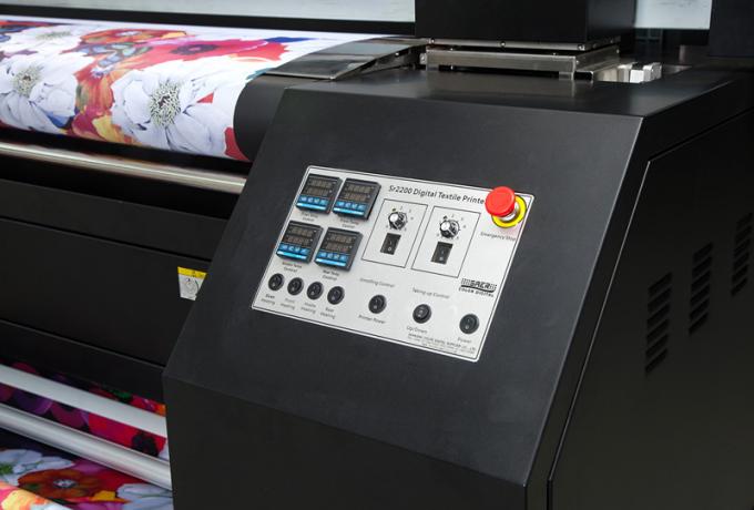 Mehrfarben-Digital-Druckerzubehör-Digital-Kleiderdrucker mit doppeltem Epson-Kopf 0