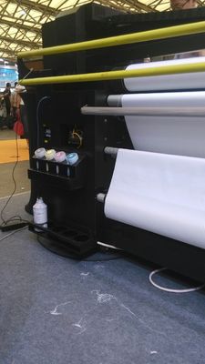 Zeigen Sie die Herstellung des Schreibkopfes des Stoff-Sublimationsdruck-Maschinen-Doppelt-DX7