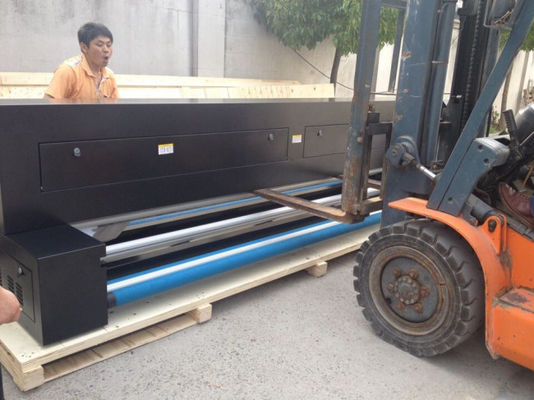 Großes Format Muticolor-Rolle, zum der Digital-Textilheizungs-Arbeit mit Drucker zu rollen