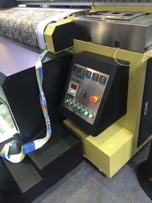 Sublimationsdruck-Maschine mit 4 Köpfen Epson DX7 für die verschiedene Flaggen-Herstellung