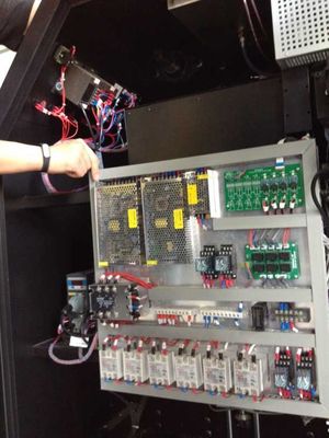 Werbung der Digital-Sublimations-Flaggen-Druckmaschine, um Strand-Flaggen zu machen