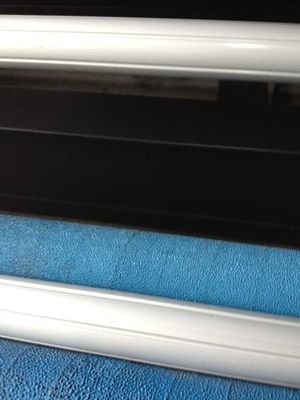 Der Färbungssublimations-Ausrüstung 2500MM des weiten Infrarots Arbeit mit Drucker